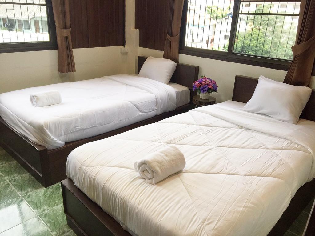 Phrasing Guesthouse Chiang Mai Exterior foto