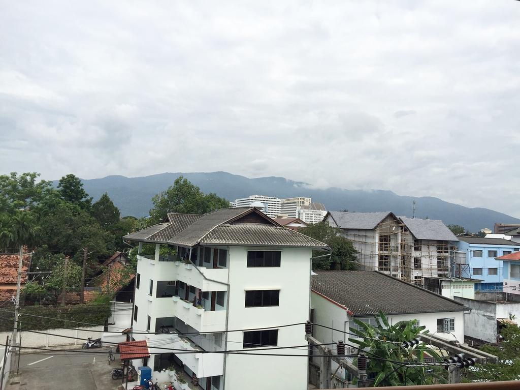 Phrasing Guesthouse Chiang Mai Exterior foto
