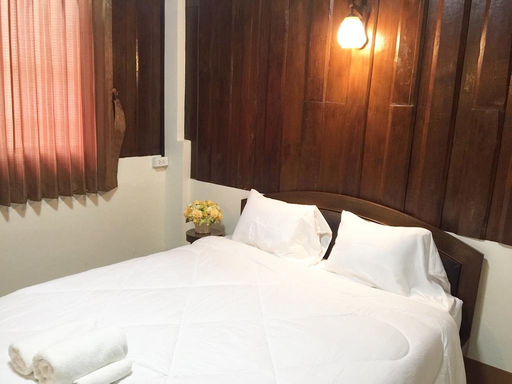 Phrasing Guesthouse Chiang Mai Exterior foto