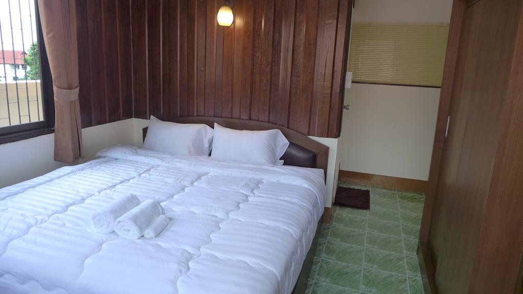 Phrasing Guesthouse Chiang Mai Exterior foto